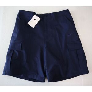 Nike FN3517-410 Men's Sz 32 Midnight Navy Blue Standard Fit Woven Cargo Shorts